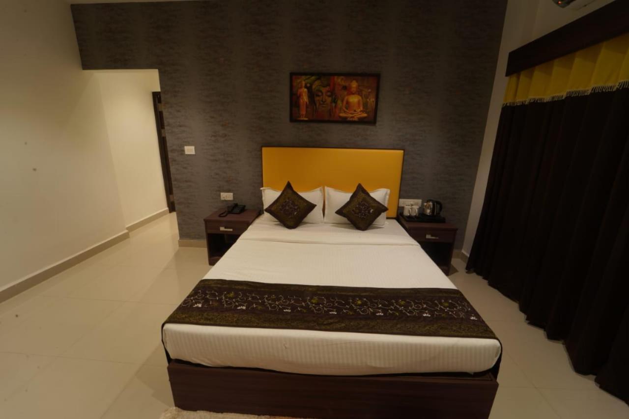Tranquil Inn Calangute Exteriér fotografie